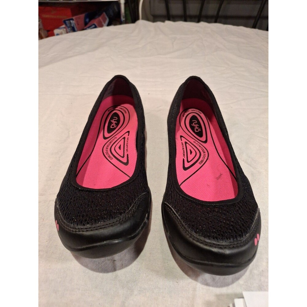 Ryka womens 7.5 Slip Ons, Black, Woven Lightweight